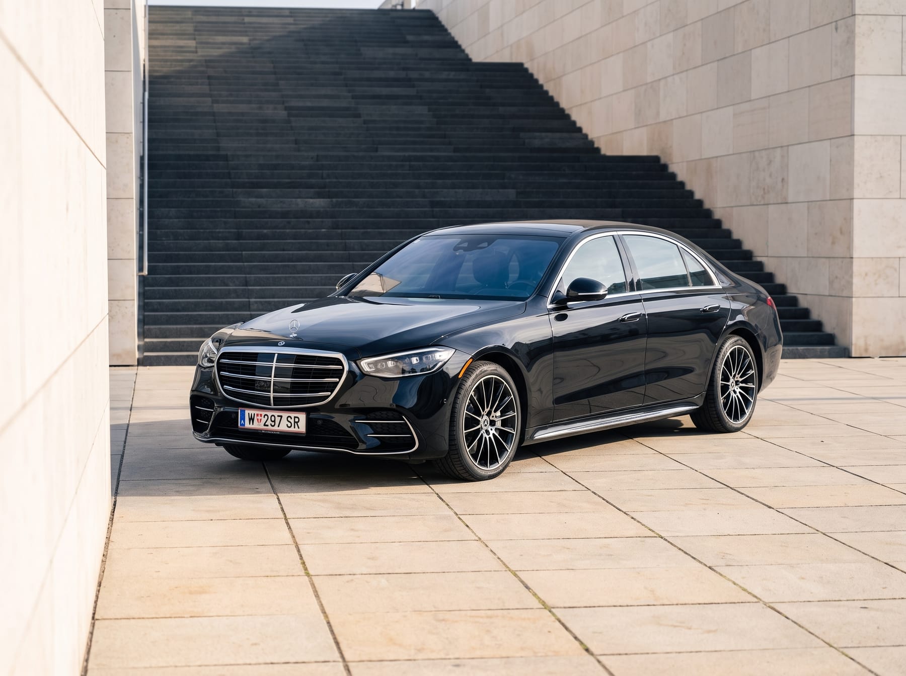 Mercedes-Benz S-Klasse — First Class